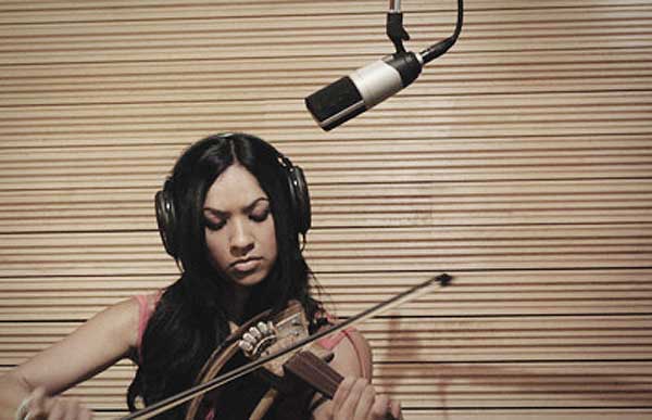 Gingger Shankar Controls An Orchestra With Her Fingers
