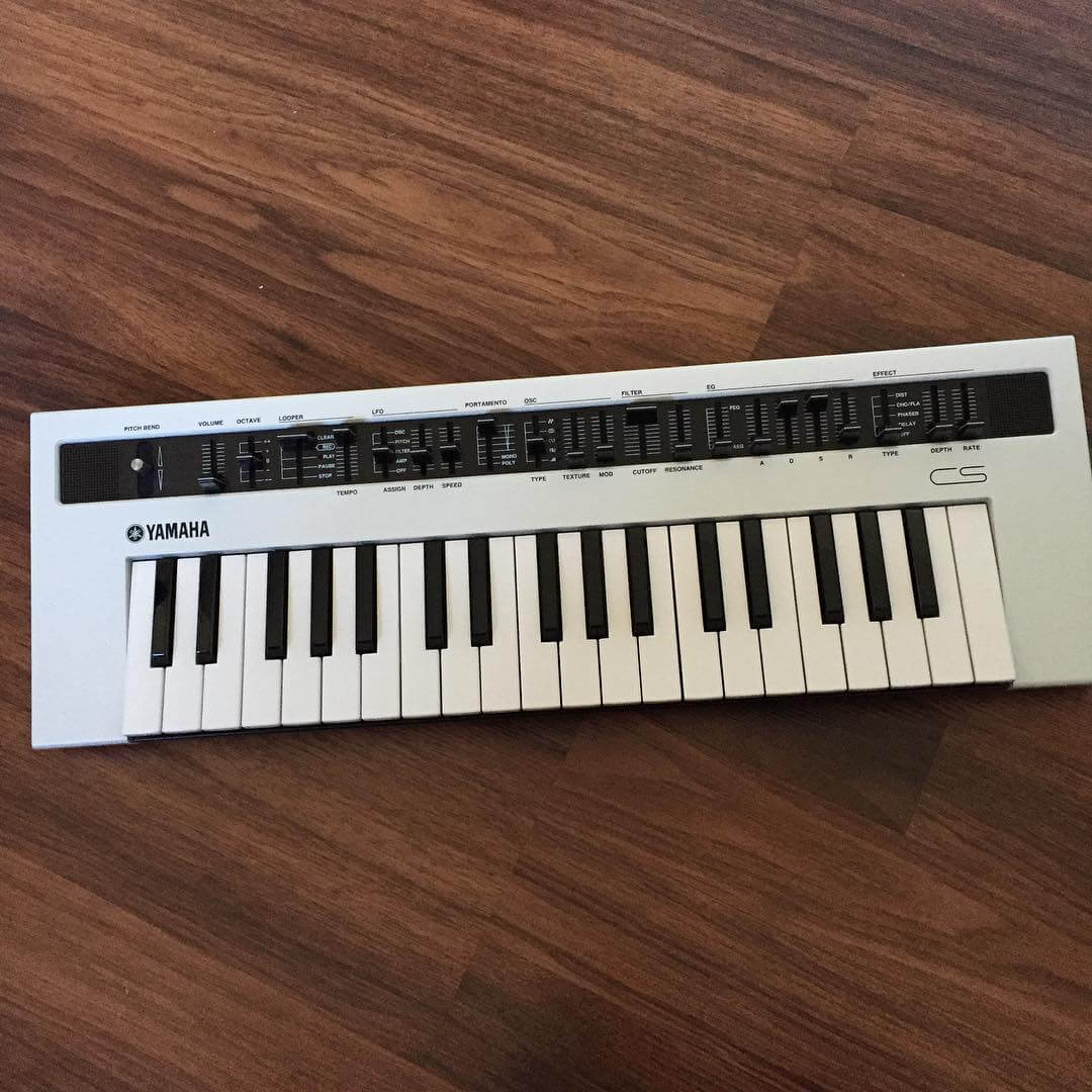 Yamaha Reface CS synthesizer and MIDI controller